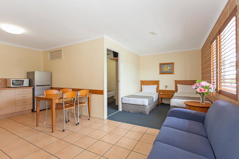 Windmill Motel & Events Centre - Accommodation Port Macquarie 2