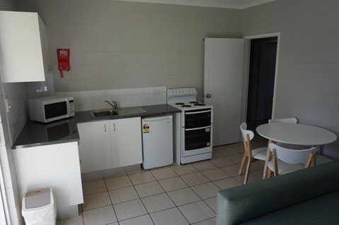 YAL Cairns - A Motel That Makes A Difference - Accommodation Port Macquarie 26