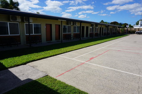 YAL Cairns - A Motel That Makes A Difference - Accommodation Port Macquarie 41