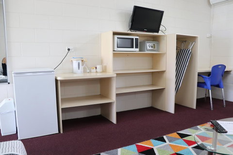 YAL Cairns - A Motel That Makes A Difference - Accommodation Port Macquarie 19