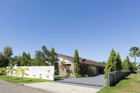 Marcol Place Holiday Apartments - Accommodation Port Macquarie 0
