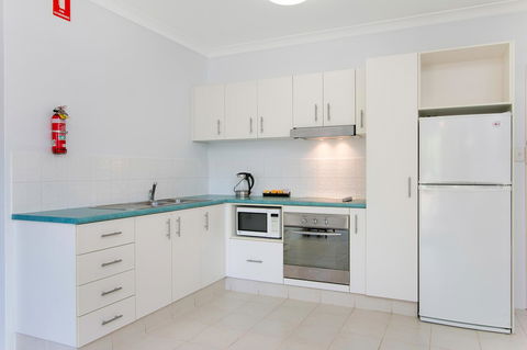 Cairns City Palms - Accommodation Port Macquarie 10