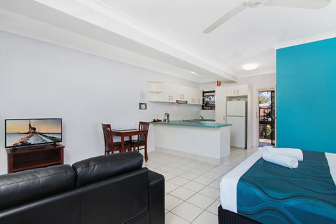 Cairns City Palms - Accommodation Port Macquarie 12