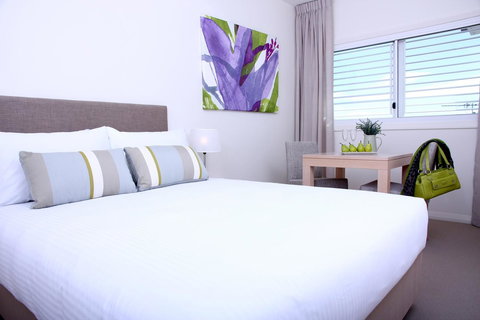 Domain Serviced Apartments - Accommodation Port Macquarie 3
