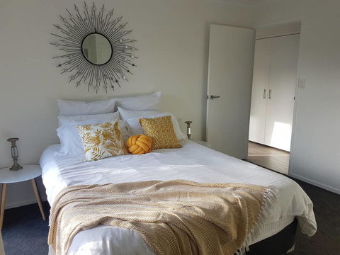 Beautiful Home- Walk To Beach-Short Drive To Noosa - Accommodation Port Macquarie 4