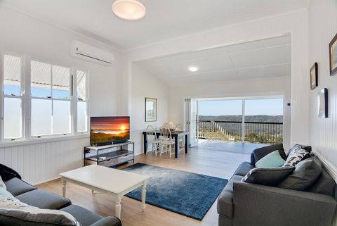 Cloud Hill - Accommodation Port Macquarie 14