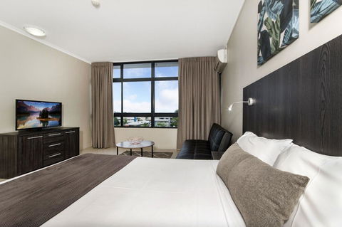 Sunshine Tower Hotel - Accommodation Port Macquarie 9