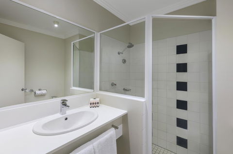 Mercure Brisbane Garden City - Accommodation Port Macquarie 11