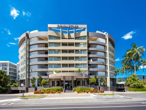DoubleTree By Hilton Cairns - Accommodation Port Macquarie 1