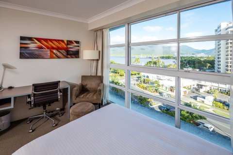 DoubleTree By Hilton Cairns - Accommodation Port Macquarie 35
