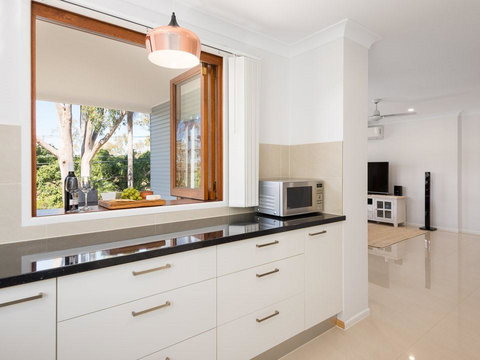 Briz Stays - Whites Road - Accommodation Port Macquarie 9