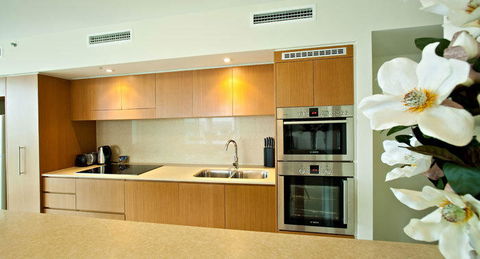 Lanai Riverside Apartments - Accommodation Port Macquarie 4