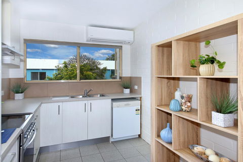 Surf Dance Apartments - Accommodation Port Macquarie 1