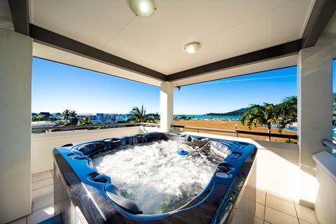 Portside Whitsunday Luxury Holiday Apartments - Accommodation Port Macquarie 3