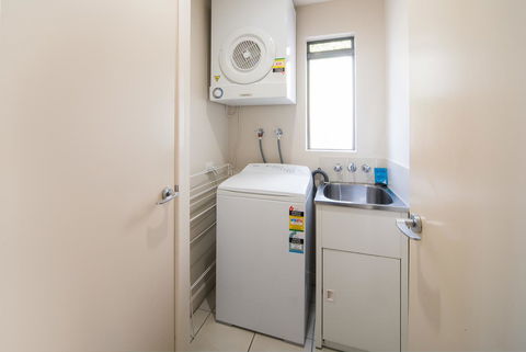 Portside Whitsunday Luxury Holiday Apartments - Accommodation Port Macquarie 11