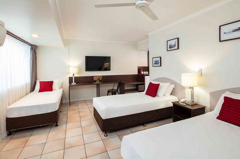Hides Hotel - Accommodation Port Macquarie 8