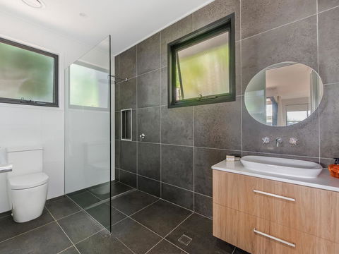 Sam's Buderim Mountain Guest House - Accommodation Port Macquarie 5