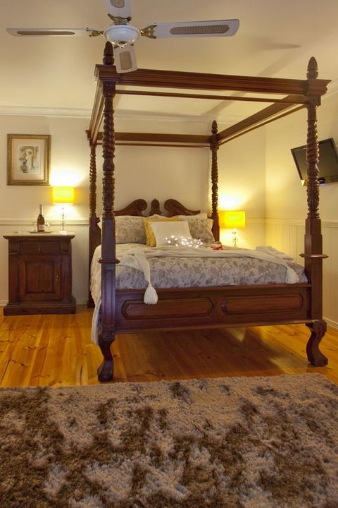 Curtis Falls Cottage - Accommodation Port Macquarie 6
