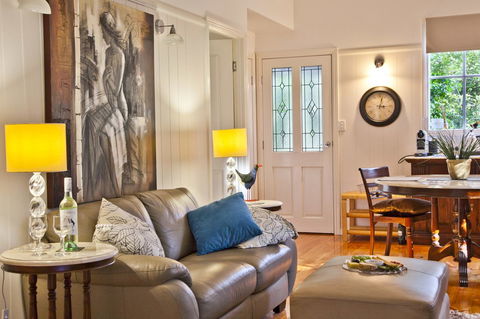 Curtis Falls Cottage - Accommodation Port Macquarie 7