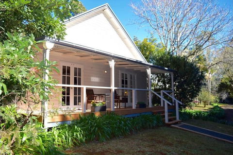 Curtis Falls Cottage - Accommodation Port Macquarie 0