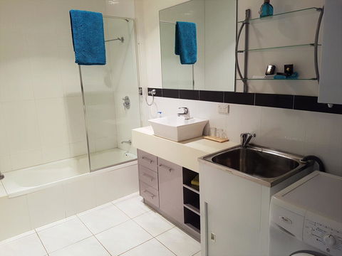 Sutton's Beach Unit - Accommodation Port Macquarie 18