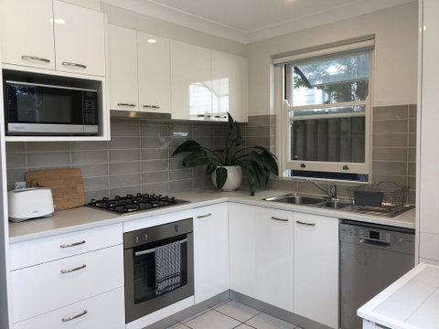 Waterview Cottage - Accommodation Port Macquarie 0