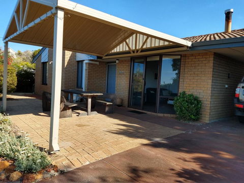 Wave Walk - Accommodation Port Macquarie 3
