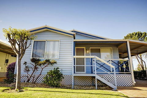 Wavecrest Village & Tourist Park - Accommodation Port Macquarie 0