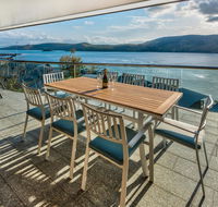 Waves 5 Luxury 3 Bedroom Breathtaking Ocean Views Central Location - Accommodation Port Macquarie