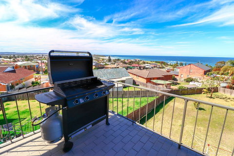 Waves @ Caves - Accommodation Port Macquarie 1