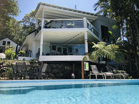 Waves And White Horses Seaview Retreat (adults Only) - Accommodation Port Macquarie 1