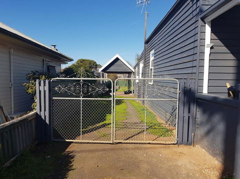 Welcome Stranger Cottage - Accommodation Port Macquarie 2