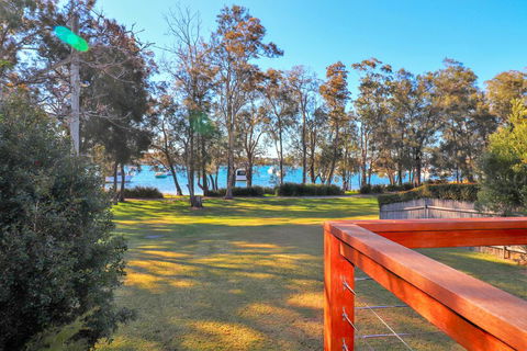 Wemberley Lakehouse - Accommodation Port Macquarie 3