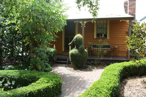 Westbury Gingerbread Cottages - Accommodation Port Macquarie 3