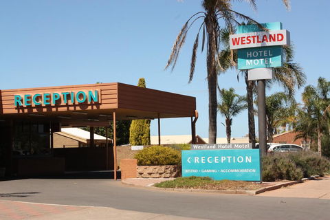 Westland Hotel Motel - Accommodation Port Macquarie 0