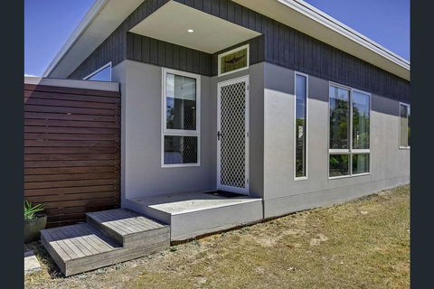 Weston Farm Seaside Stay - Accommodation Port Macquarie 1