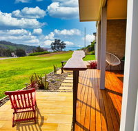 Whale Studio Apartment 1a Ocean Street - Accommodation Port Macquarie