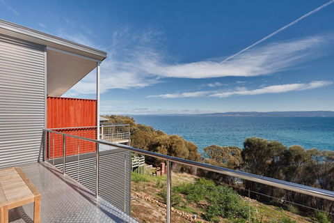 Whale Watcher 2 - Accommodation Port Macquarie 2