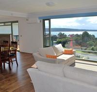 Whalevue - Unit 2 - Accommodation Port Macquarie