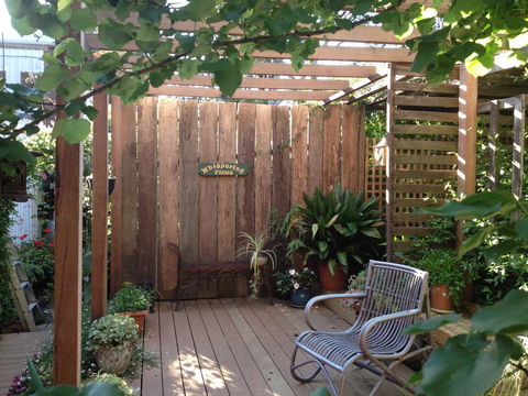 Whispering Pines Bed And Breakfast - Accommodation Port Macquarie 0