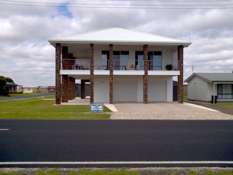 White Caps B&B Apartment - Accommodation Port Macquarie 0