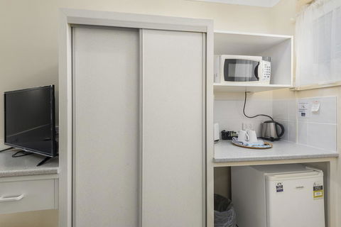 Whiteoaks Motel & Lodges - Accommodation Port Macquarie 1