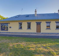 Whites Corner - Accommodation Port Macquarie