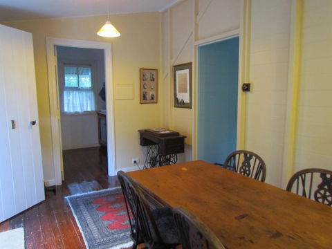 Whitsunday Cane Cutters Cottage - Accommodation Port Macquarie 3