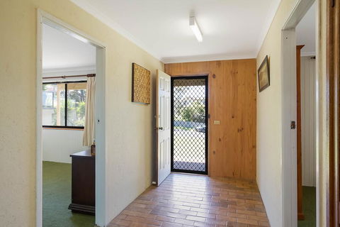 Williams Wonder - Large Beach House - Accommodation Port Macquarie 3