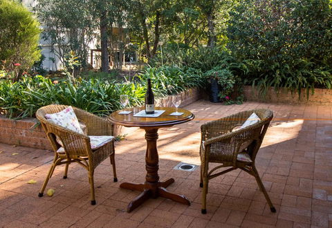 Wine Country Drive Guest House - Accommodation Port Macquarie 3