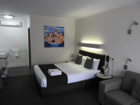 Wine Village Motor Inn - Accommodation Port Macquarie 2