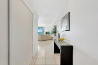 Wings Luxury Apartment Pink Poodle