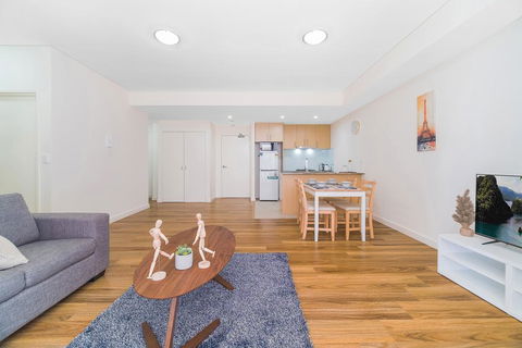 Wolli Creek Airport Serviced 2 Bedroom Apartment - Accommodation Port Macquarie 0