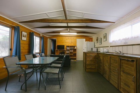 Wonboyn Cabins - Accommodation Port Macquarie 0